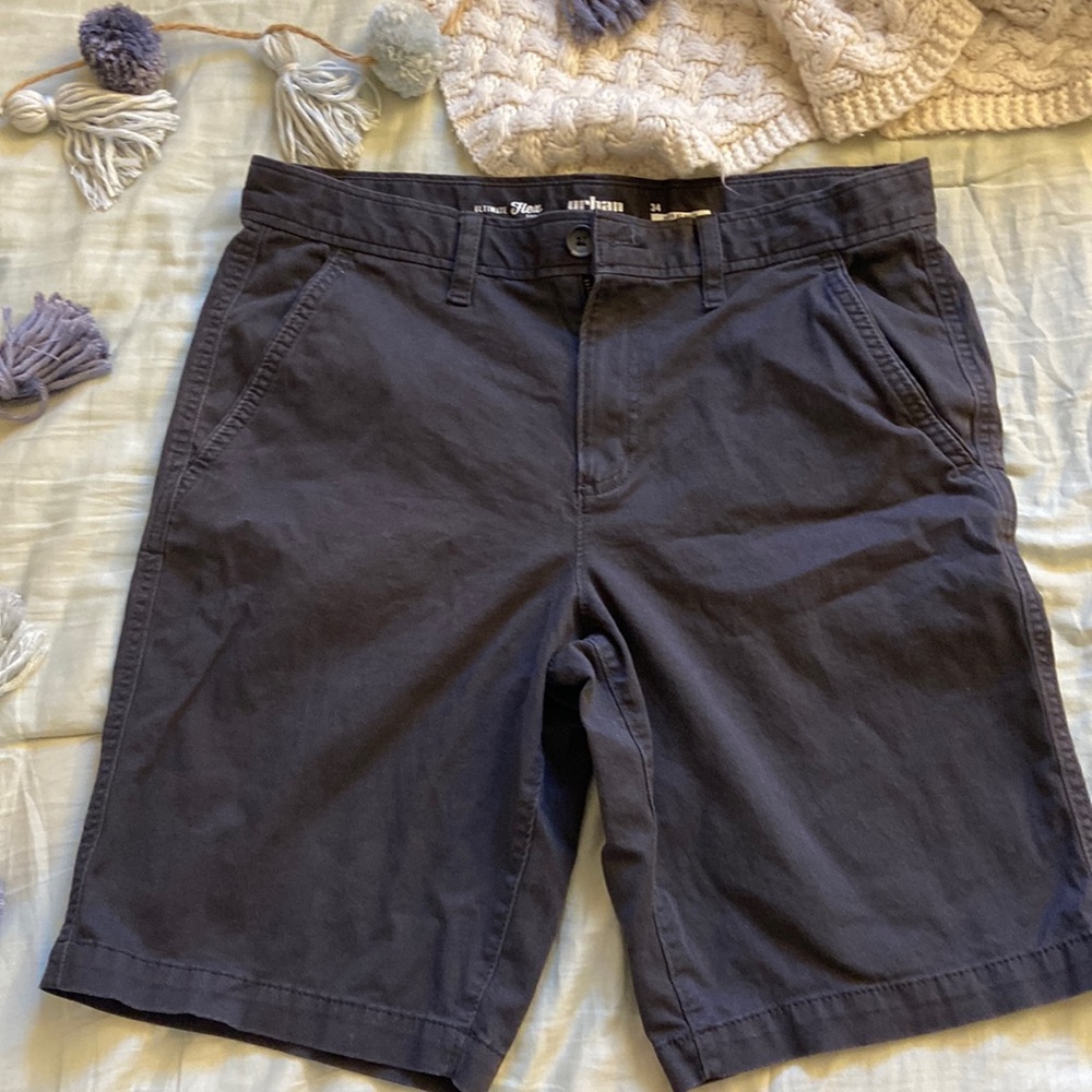 NAVY/CHARCOAL SHORTS Size 34